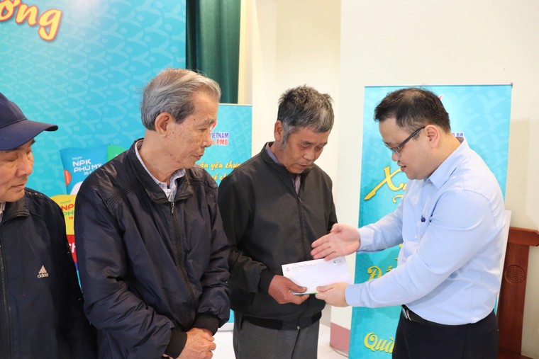 PVFCCo – Phú Mỹ lần thứ 5 liên tiếp được vinh danh "Doanh nghiệp vì cộng đồng" ảnh 2