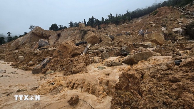 Vì sao liên tục xảy ra lũ quét, sạt lở đất ở khu vực miền Trung, Tây Nguyên? ảnh 1