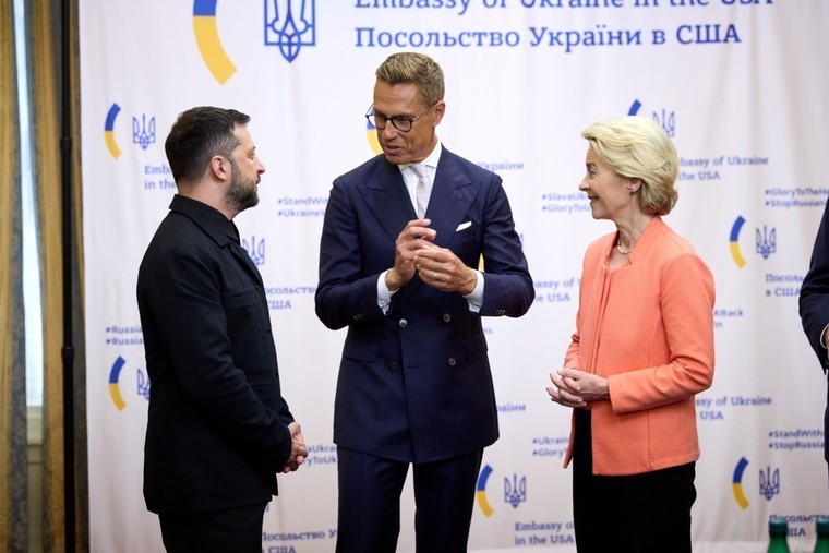 Ukraine đối mặt nguy cơ mất điểm tựa khi châu Âu chia rẽ sâu sắc ảnh 1