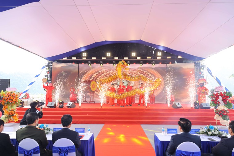 Khánh thành Tổ hợp du lịch, nghỉ dưỡng và giải trí Crystal Holidays Harbour Vân Đồn ảnh 6