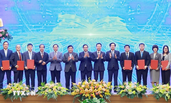 Thủ tướng: Phát triển kinh tế số, xã hội số, công dân số với "5 tiên phong, 5 có và 5 không" ảnh 3