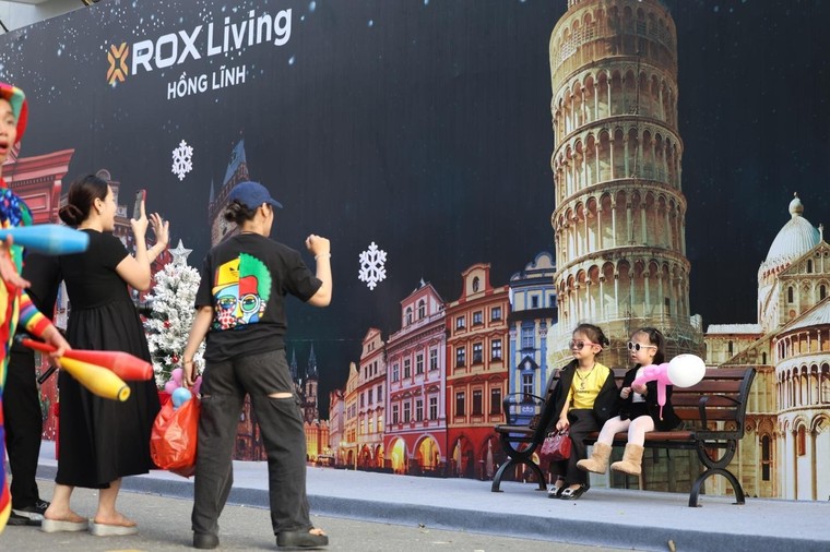 Hồng Lĩnh X’mas Fest: Khi lễ hội Giáng sinh trở thành “chất xúc tác” cho một đô thị đang chuyển mình ảnh 2