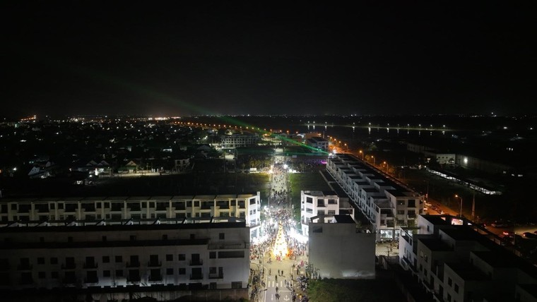 Hồng Lĩnh X’mas Fest: Khi lễ hội Giáng sinh trở thành “chất xúc tác” cho một đô thị đang chuyển mình ảnh 12