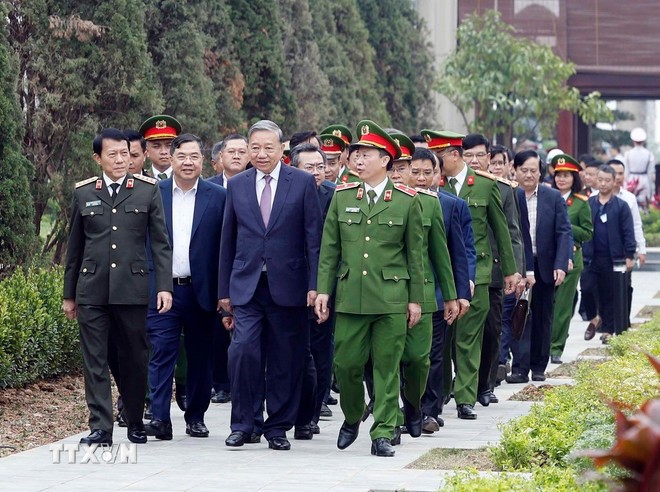 Tổng Bí thư Tô Lâm: Đưa dữ liệu trở thành một nguồn lực chiến lược, một loại tài nguyên mới ảnh 1