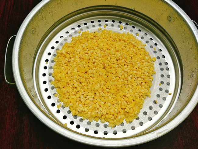 Tết Hàn thực trổ tài làm bánh chay nhân đậu xanh đãi cả gia đình ảnh 2