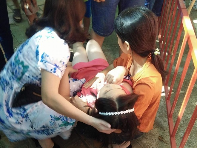 Tin thêm về vụ đứt cáp trò chơi khiến hai cháu nhỏ bị rơi từ độ cao 4m ảnh 2