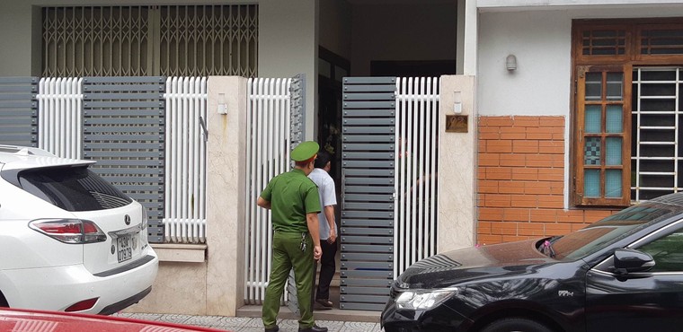 Khám nhà 2 cựu Chủ tịch Đà Nẵng Trần Văn Minh, Văn Hữu Chiến ảnh 2