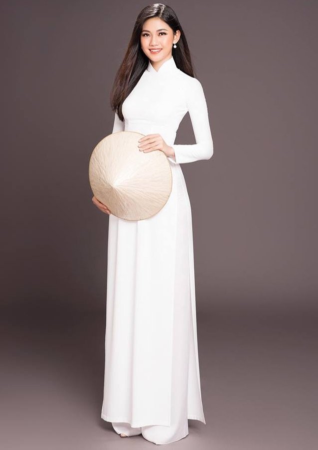 Nhan sắc nổi trội của MC cao 1m81 mới đầu quân cho VTV ảnh 13