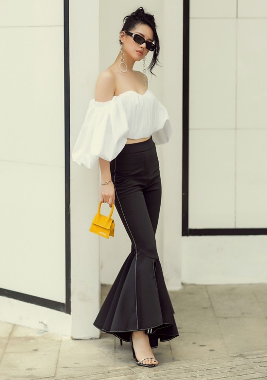 Sao Việt chuộng sắc trắng trong mùa oi nồng ảnh 7