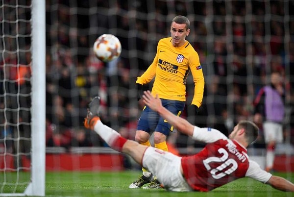 Xem màn trình diễn cuối cùng ở đấu trường châu Âu trên sân Emirates của HLV Wenger ảnh 6