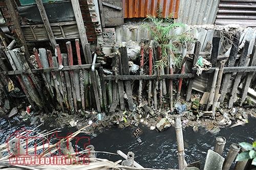 Sống mòn bên những dòng kênh chết giữa Thủ đô ảnh 3