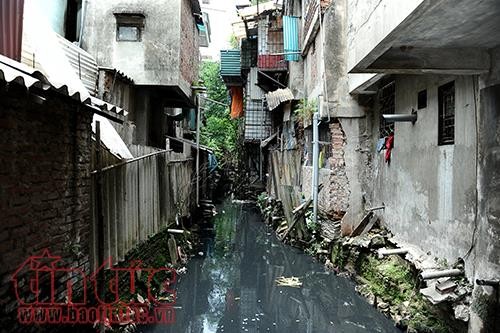 Sống mòn bên những dòng kênh chết giữa Thủ đô ảnh 6
