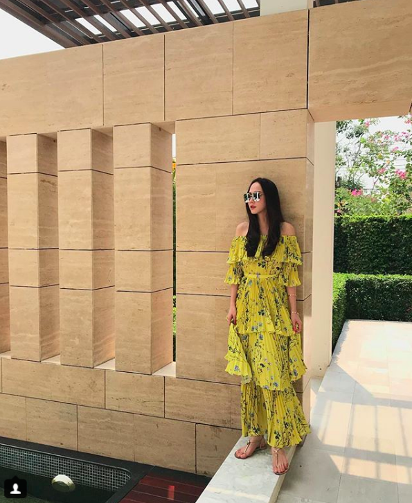 Nghỉ lễ đi biển, cứ lên đồ với 5 combo này thì chụp ảnh 'sống ảo' chỉ có đẹp trở lên ảnh 4