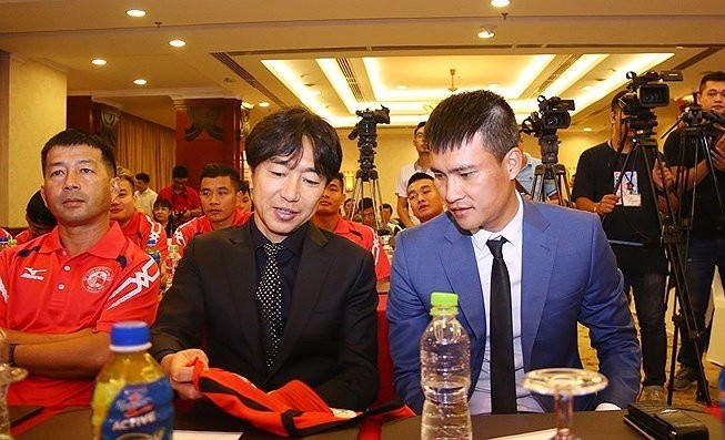 Bị Công Vinh 'bỏ rơi', HLV Miura sẽ ra sao? ảnh 3