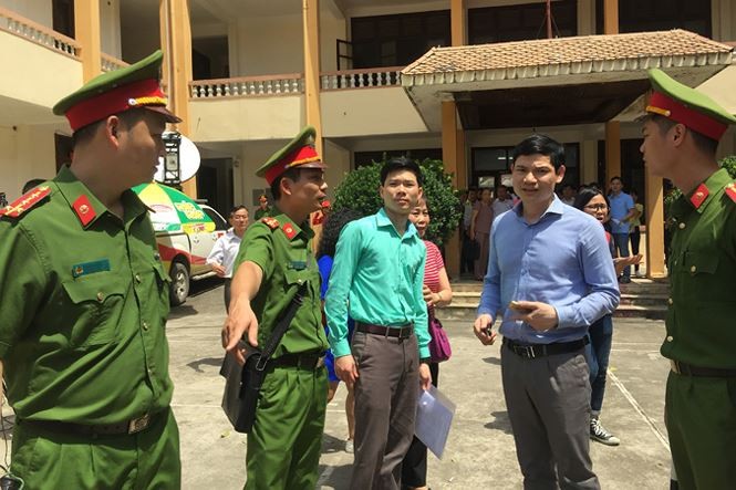 Chuyện về một bị cáo đặc biệt ảnh 2