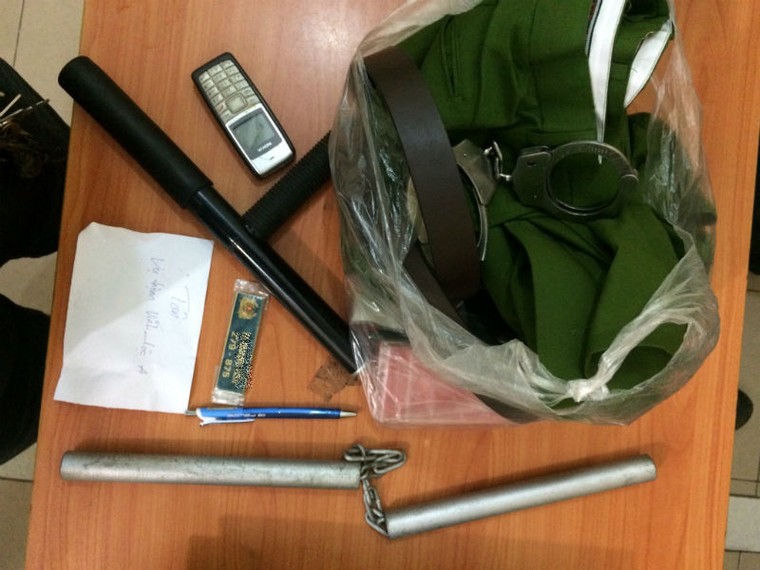 Nhóm trộm nhí thủ dao, đột nhập nhà cán bộ công an để trộm ảnh 2