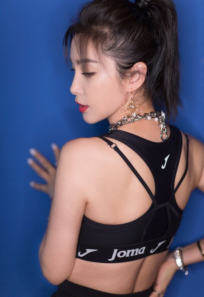 Sắc vóc quên tuổi của người đẹp U50 Lý Băng Băng ảnh 14