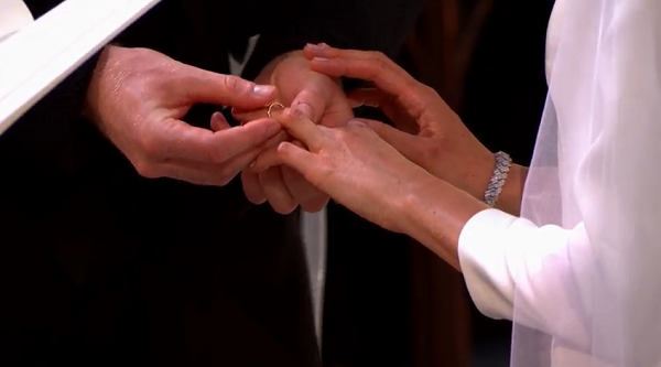 Lễ cưới nhiều cảm xúc của Hoàng tử Harry và Meghan ảnh 12