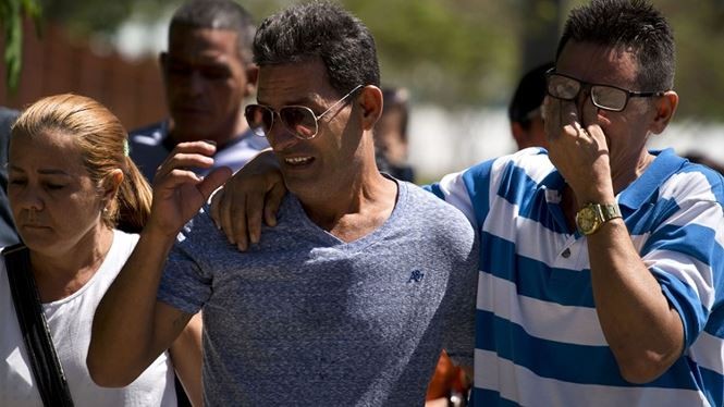 Cuba đau thương sau vụ tai nạn máy bay thảm khốc ảnh 14