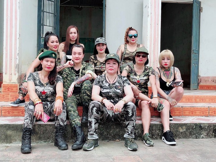 Người phán xử: Trùm giang hồ Vân Dung xăm trổ đầy người, thẳng tay tát Phan Hải ảnh 6