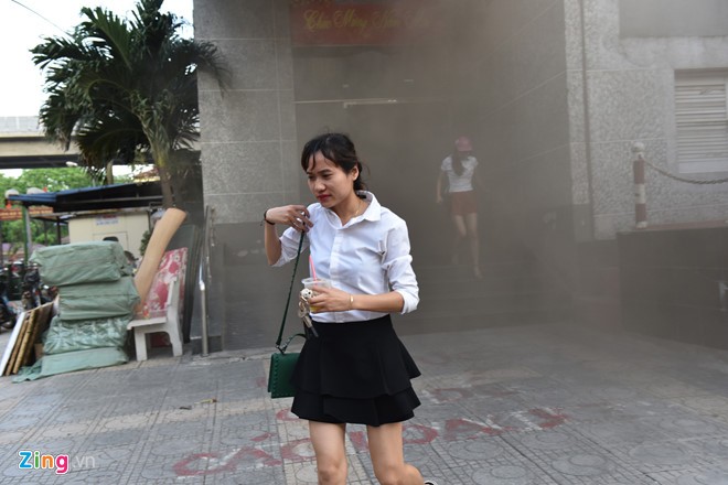 Cháy ở chung cư Fodacon, hàng trăm người tháo chạy ảnh 6