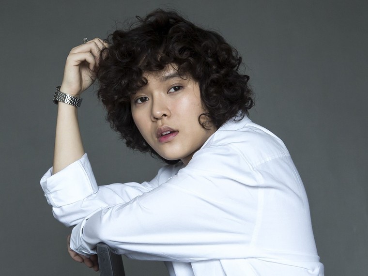 Trang điểm nữ tính, Sơn Tùng M-TP là nhân vật được chú ý nhất Internet ảnh 10