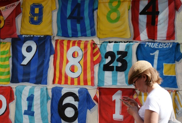 Graffiti sáng tạo nhất cho World Cup 2018 ở Moskva ảnh 8