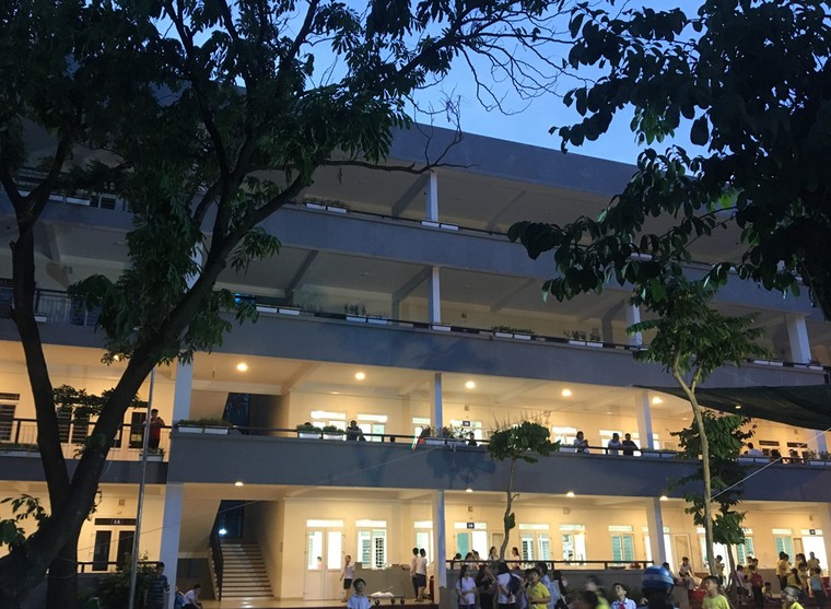 Phụ huynh rao bán suất chạy trường, cô giáo ra giá 15 triệu đồng ảnh 4