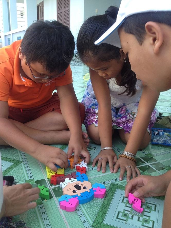 Những đứa trẻ ở Trường Sa ảnh 5