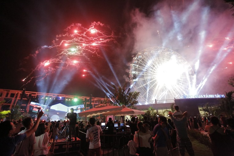  Đêm nhạc Light Music Party gây 'chấn động' FLC Sầm Sơn ảnh 9