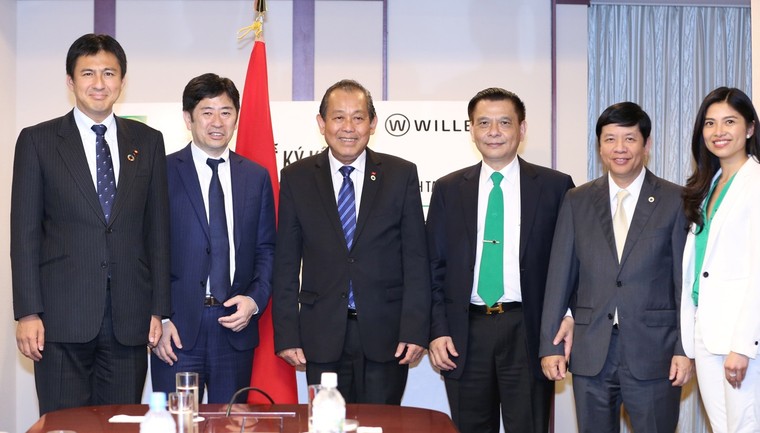 Phó Thủ tướng Trương Hòa Bình hội kiến Chủ tịch Thượng viện Nhật Bản, hội đàm với Phó Tổng thống Indonesia ảnh 3