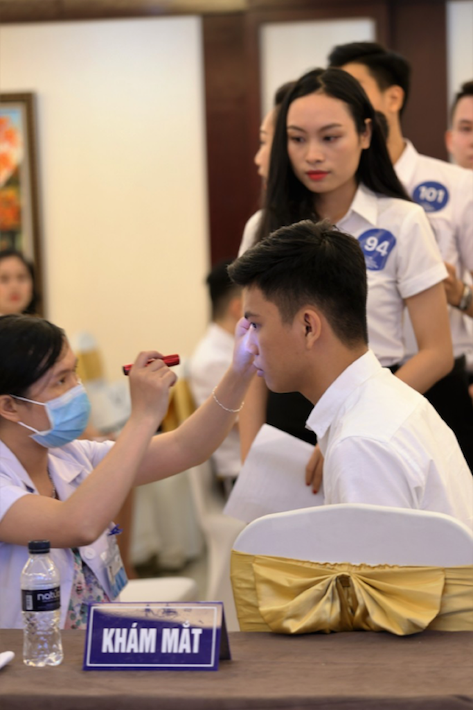 Hé lộ hình ảnh những tiếp viên đầu tiên của Bamboo Airways ảnh 5