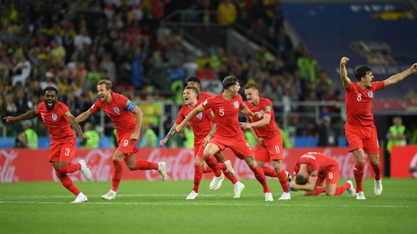 Anh lần đầu thắng bằng loạt luân lưu ở World Cup ảnh 2