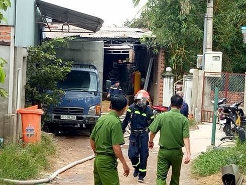 Hàng chục người ngất xỉu vì ngộ độc khí gas ảnh 1