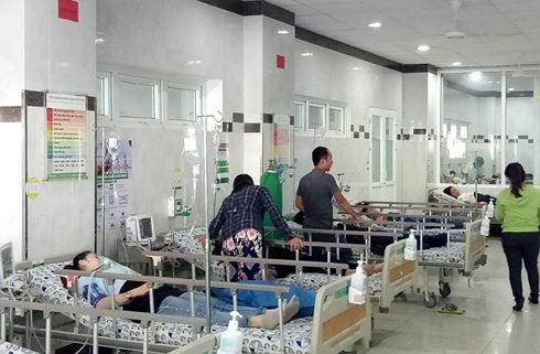 Hàng chục người ngất xỉu vì ngộ độc khí gas ảnh 3