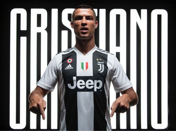Những hình ảnh ấn tượng ngày Ronaldo chính thức gia nhập Juventus ảnh 3