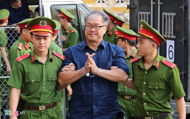 Phạm Công Danh bị tuyên phạt 20 năm, Trầm Bê lĩnh 4 năm tù ảnh 1