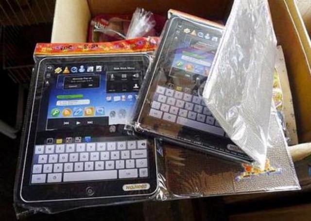 Đồ vàng mã cúng Rằm tháng Bảy đầy đủ cả Rolls-Royce và... 'sổ đỏ' ảnh 6