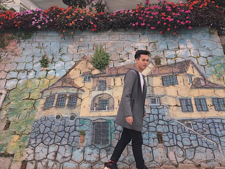 Cuộc sống đời thường của Văn Toàn sau sân cỏ ảnh 5