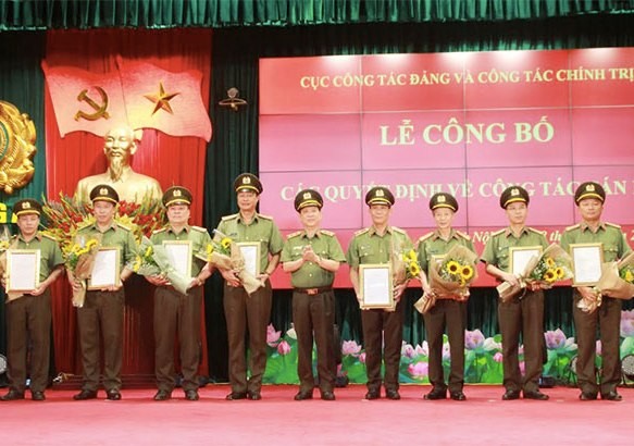 Bổ nhiệm lãnh đạo 9 cơ quan Công an ảnh 2