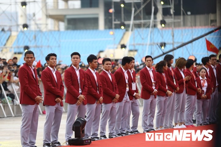 Khoảnh khắc ấn tượng lễ vinh danh những 'người hùng' ASIAD 2018 tại SVĐ Mỹ Đình ảnh 6