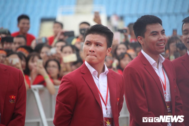 Khoảnh khắc ấn tượng lễ vinh danh những 'người hùng' ASIAD 2018 tại SVĐ Mỹ Đình ảnh 8