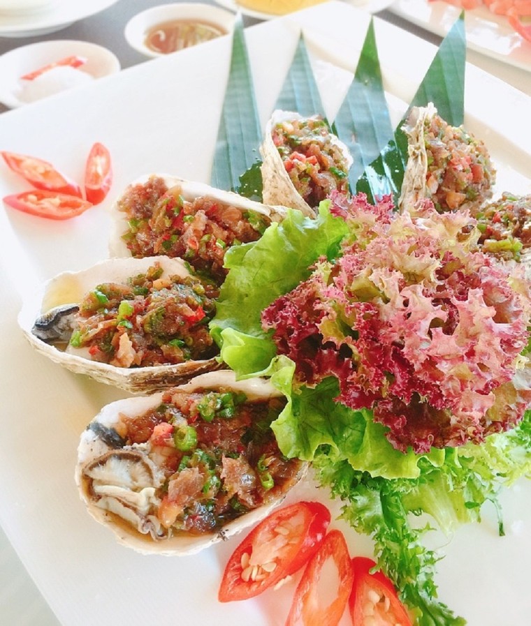 'Đột nhập' nhà hàng hải sản mới toanh siêu hút khách ở Sầm Sơn ảnh 4