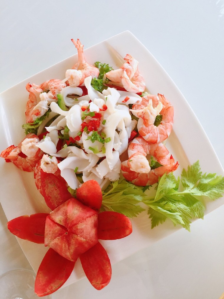 'Đột nhập' nhà hàng hải sản mới toanh siêu hút khách ở Sầm Sơn ảnh 5