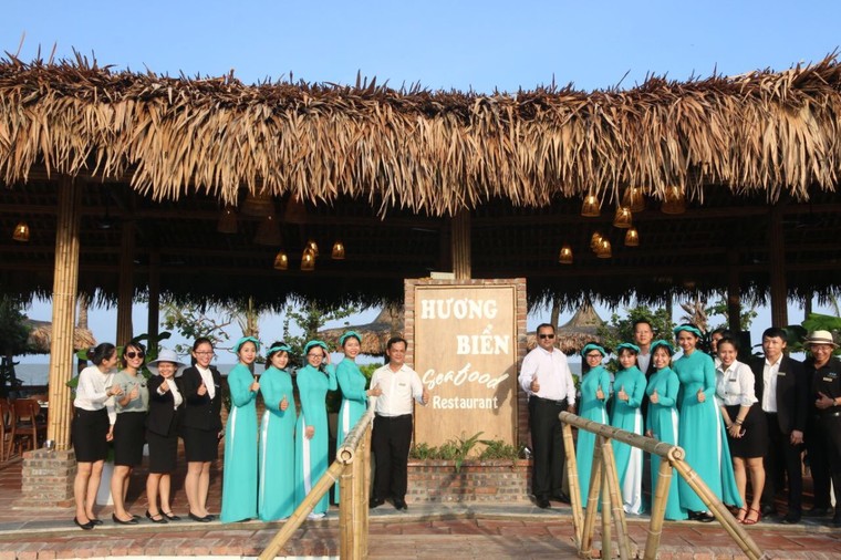 'Đột nhập' nhà hàng hải sản mới toanh siêu hút khách ở Sầm Sơn ảnh 7