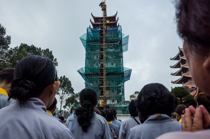 Phật tử TP HCM cầu nguyện cho Chủ tịch nước Trần Đại Quang ảnh 9