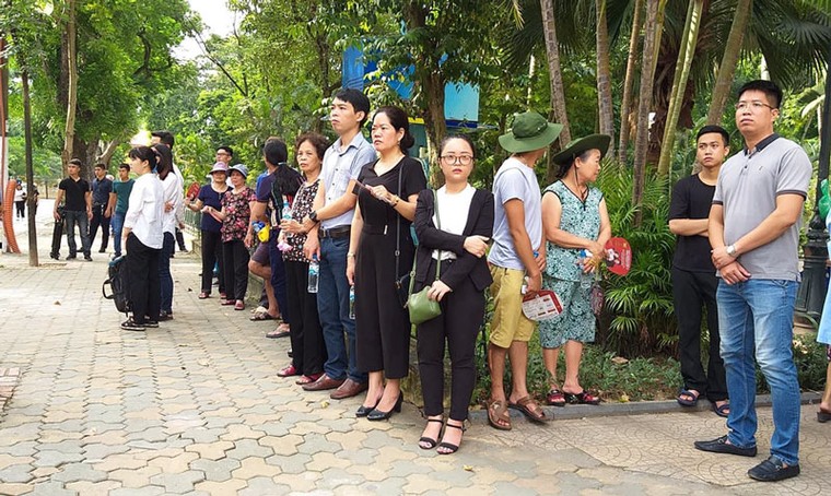 Món quà của Chủ tịch nước và vành khăn trắng ngày Quốc tang ảnh 3