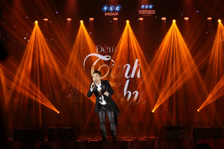 'Tình Thu': Đêm thăng hoa của những diva, divo hàng đầu Việt Nam ảnh 5