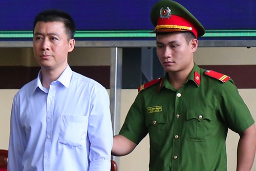 Phan Sào Nam tin tưởng việc kinh doanh game bài được bảo kê ảnh 1