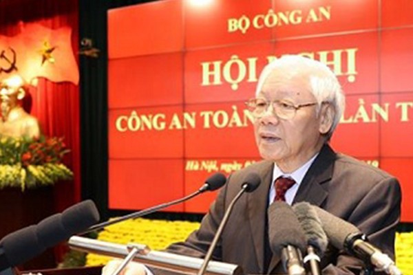 Công an phải luôn giữ mình trong sạch, vững vàng, không bị sa ngã ảnh 1